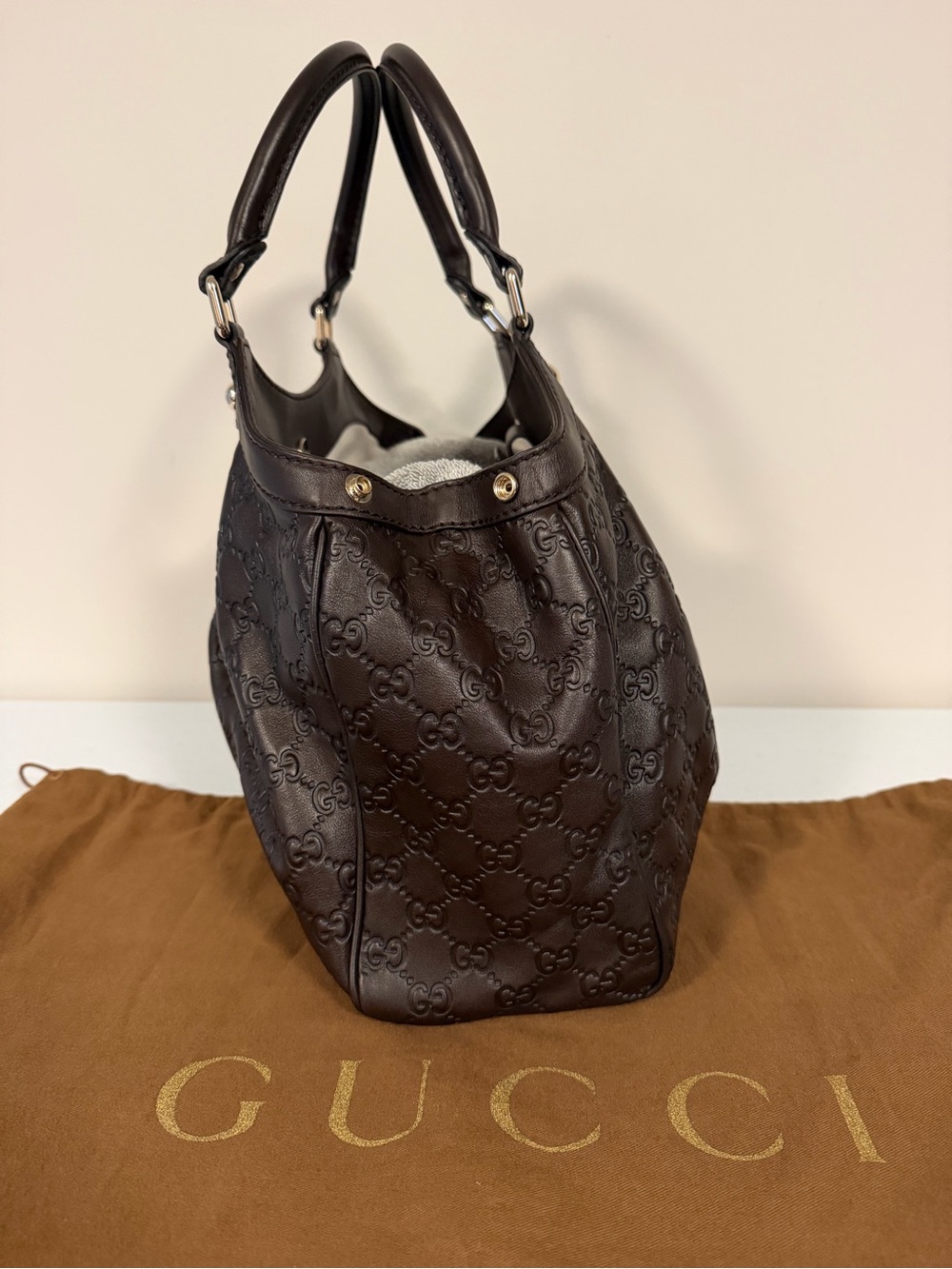 Gucci Brown GG Embossed Leather Shoulder Bag - Picture 5 of 16